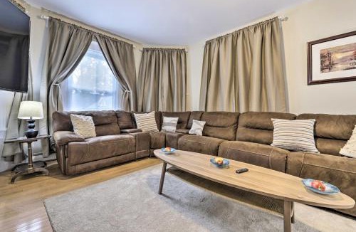 Memorial Square Apartment | 2 Mi to Downtown Springfield Apt with Balcony!