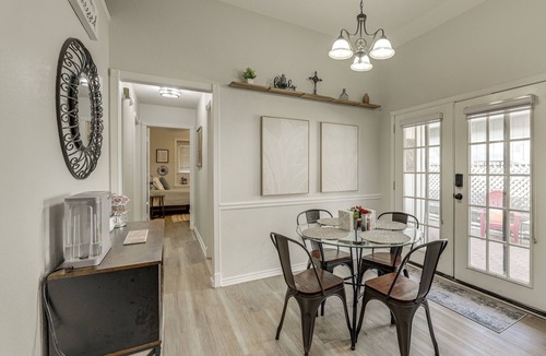 South Creek House | 2 Mi to Dtwn! Modern Round Rock Oasis w/Patio