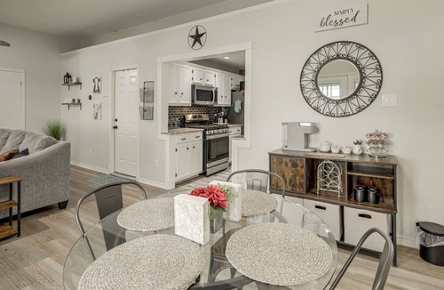 South Creek House | 2 Mi to Dtwn! Modern Round Rock Oasis w/Patio