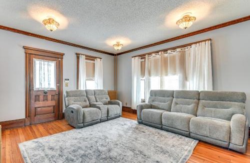Rotterdam House | 2 Mi to Dtwn Schenectady! Spacious Retreat
