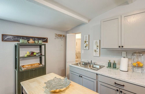 Waco House | 2 Mi to Dtwn: Stylish Family Home in Waco!