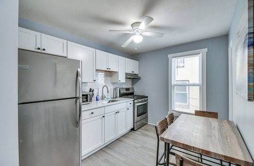 Syracuse Apartment | 2 Mi to Dtwn Syracuse: Cozy Updated Apt!