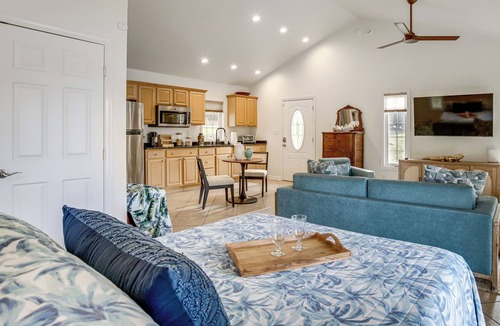Salisbury Apartment | 2 Mi to Dtwn! Waterfront Gem on Wicomico River
