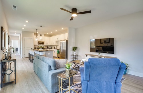 Durham House | 2 Mi to Duke & 3 Mi to Downtown: Durham Townhome