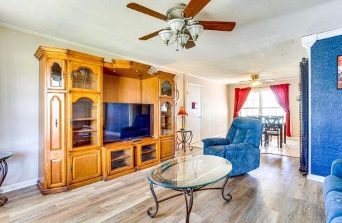 Lawton House | 2 Mi to Fort Sill: Quiet Family Retreat w/Yard