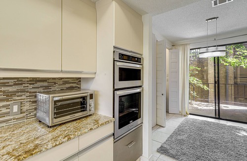 Houston House | < 2 Mi to Galleria: Spacious Houston Home!