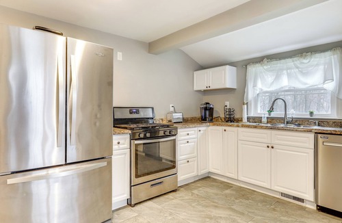 Foxboro House | 2 Mi to Gillette Stadium! Perfect World Cup Base