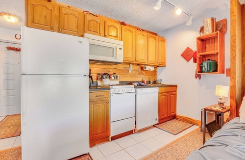 Granby Condo | 2 Mi to Granby Ranch: Dog-Friendly Studio!