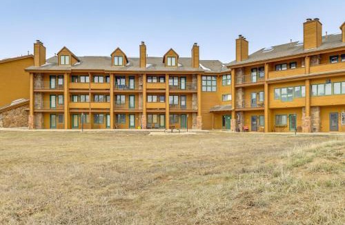 Granby Apartment | 2 Mi to Granby Ranch: Mtn Condo w/Hot Tub!
