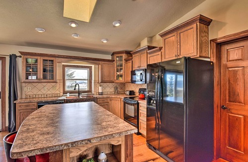 Nathrop Cottage | 2 Mi to Hot Springs: Nathrop Gem w/Fire Pit