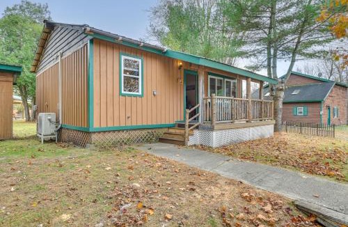 Peru House | 2 Mi to Lake Champlain Cabin with River Access!