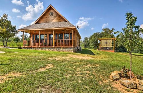 Hot Springs House | 2 Mi to Lake Hamilton! Log Cabin w/Cozy Loft