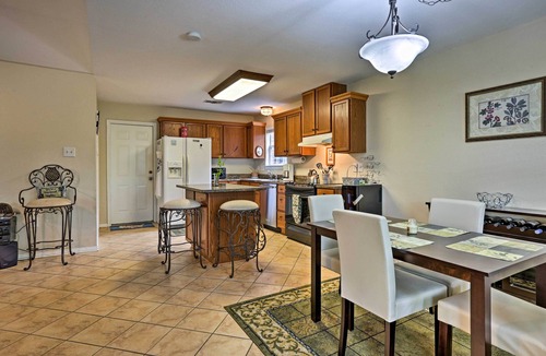 McQueeney House | 2 Mi to Lake McQueeny: Gem w/Covered Patio