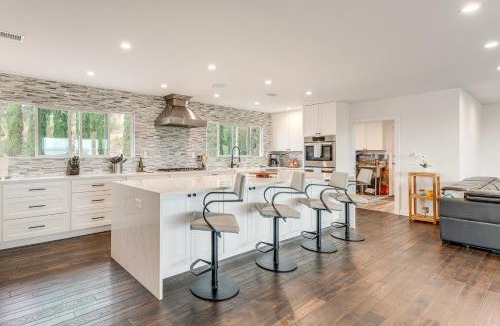 Poway House | 2 Mi to Lake Poway: Mtn-View Escape w/Patio!