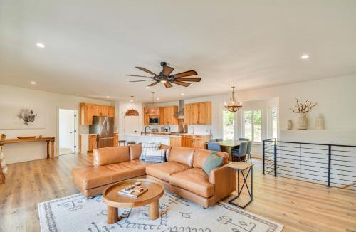 Twin Lakes House | 2 Mi to Lake: Stunning Twin Lakes Home w/Deck