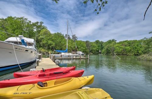 California House | 2 Mi to Lighthouse: Waterfront Home w/Dock!