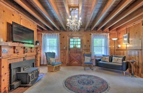 California House | 2 Mi to Lighthouse: Waterfront Home w/Dock!