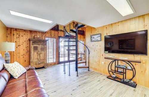 Lander House | 2 Mi to Main Street: Mtn-View Escape in Lander!