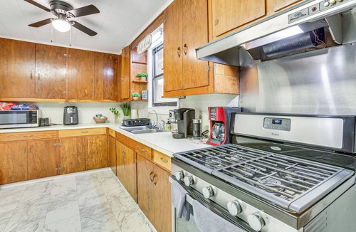 Thibodaux House | 2 Mi to Nicholls State University: Home w/Yard