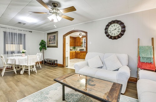 Thibodaux House | 2 Mi to Nicholls State University: Home w/Yard