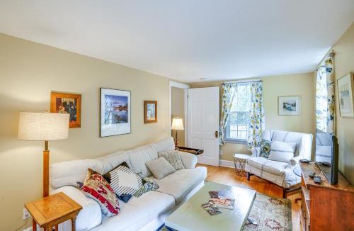Stockbridge Apartment | 2 Mi to Norman Rockwell Museum: Stockbridge Apt!