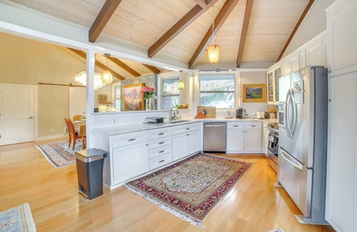 Aptos Cottage | 2 Mi to Ocean: Pet-friendly Abode in Aptos!