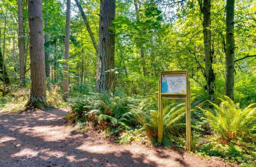 Kenmore House | 2 Mi to St Edward State Park: Ground-Level Studio