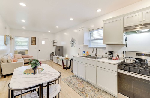 Niagara Falls Cottage | 2 Mi to State Park: Updated Niagara Falls Home