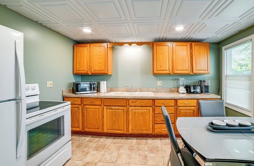 Munsons Corners Apartment | < 2 Mi to SUNY Cortland: Unit w/Private Parking