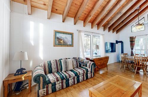 Truckee House | < 2 Mi to Tahoe Donner Ski Resort: Serene Retreat