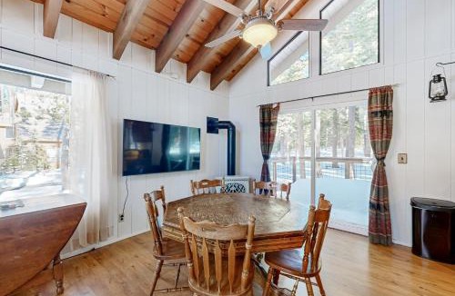 Truckee House | < 2 Mi to Tahoe Donner Ski Resort: Serene Retreat