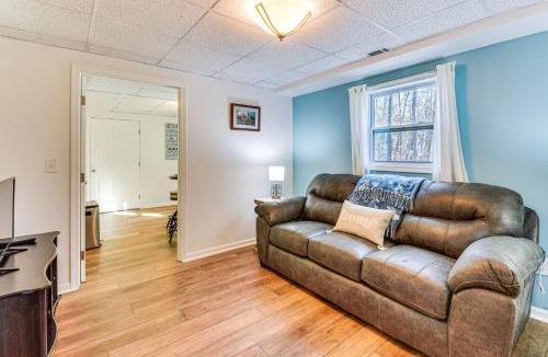 Toccoa Apartment | 2 Mi to Toccoa Falls Cozy Getaway with Yard!