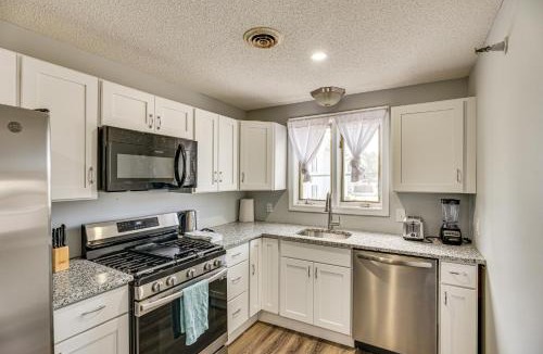 Fall River Apartment | 2 Mi to Waterfront Walkable Fall River Apartment!