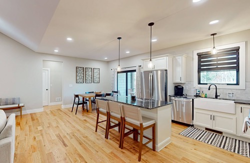 Lake George House | 2 Miles to the Lake - Million Dollar Beach