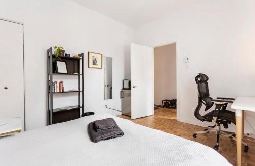Montreal House | 2 min from Bell Center, Downtown & metro station