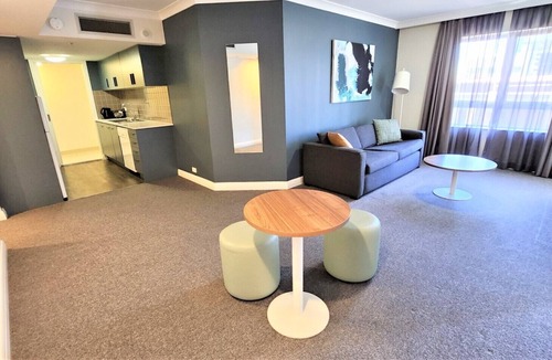 Chatswood Apartment | 2 min to the station