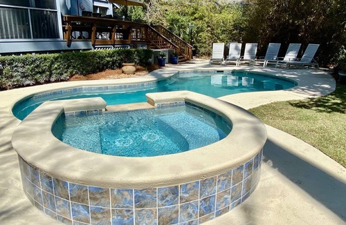 Palmetto Dunes House | 2 Min Walk 2 Beach. Walk 2 Pickleball Golf Tennis Restaurants Pvt Pool SPA Bikes