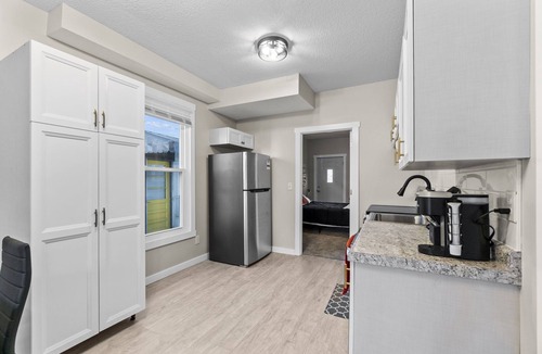 West Central Apartment | 2 Min Walk to Downtown