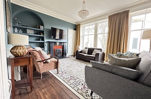 Portobello House | 2 Mins Walk from Edinburgh's Best Beach!