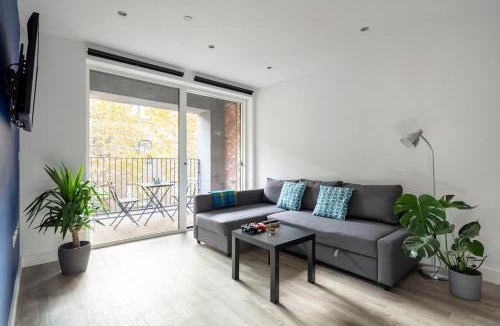 Stratford Apartment | 2 mins walk from UCL campus and London Stadium