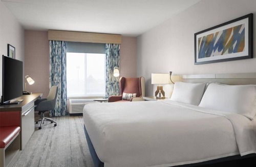 Albuquerque Hotel | 2 pairs stay | 1 unit each with king size bed + Indoor Pool, Gym and Breakfast