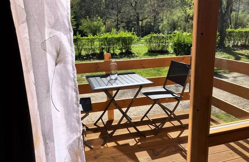 Argenton-sur-Creuse Cabin | 2-person caravan