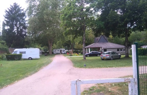 Argenton-sur-Creuse Cabin | 2-person caravan