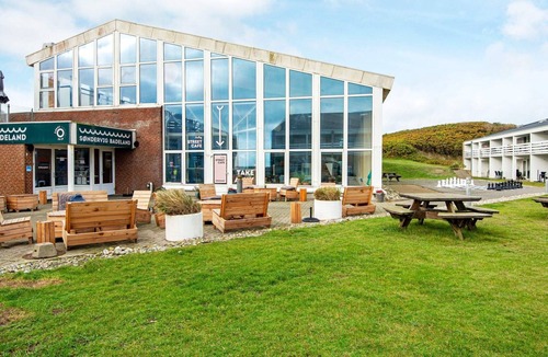 Sondervig Apartment | 2 Person Holiday Home in Ringkobing