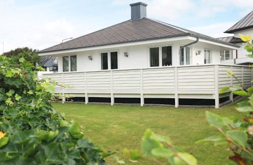 Hjerting House | 2 person holiday home in Esbjerg V-By Traum