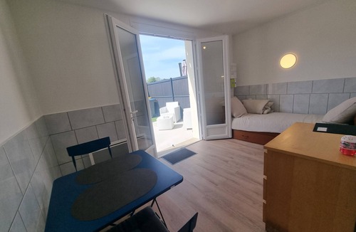 Olonne-sur-Mer Apartment | 2-person studio, private enclosed terrace, private parking space