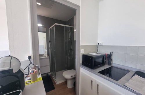 Olonne-sur-Mer Apartment | 2-person studio, private enclosed terrace, private parking space