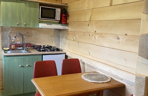Saint-Pardoux Ski Chalet | 2-person tiny house