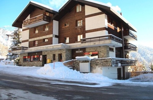 Chandolin Apartment | 2 pièces agréable et confortable, rez-de-chaussée/jardin, d'une petite résidence au centre de Chando