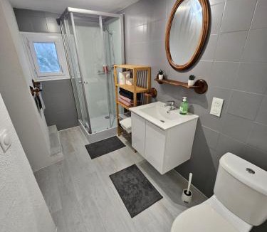 Bonson Apartment | 2 pièces au calme absolu